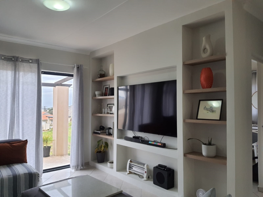 2 Bedroom Property for Sale in Kidds Beach Eastern Cape